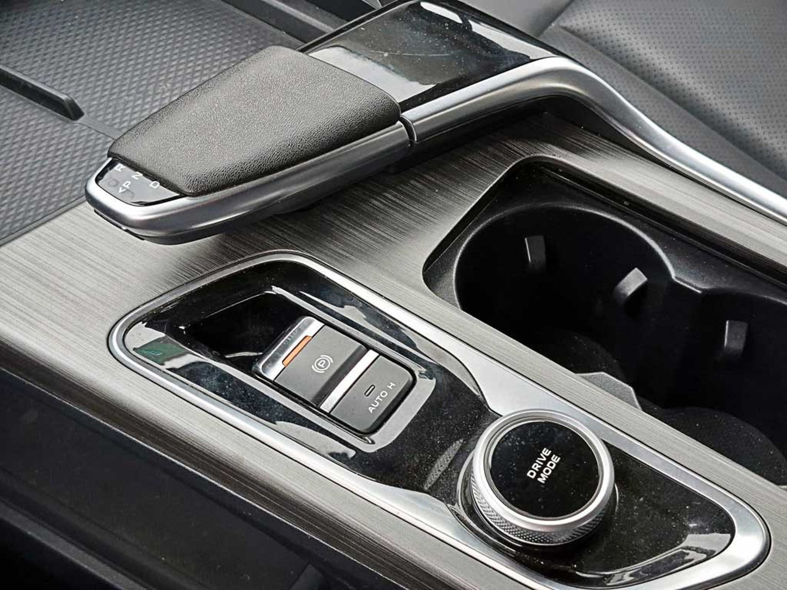 Changan UNI-T 1.5 LUXURY AT 2024 - Imagen 20 de 20