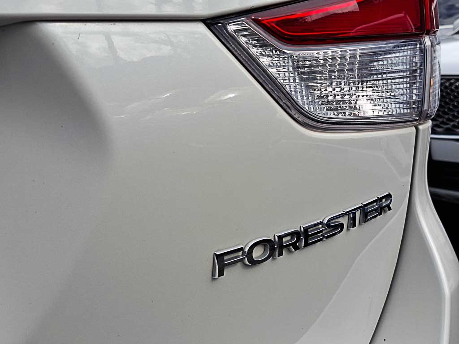Subaru FORESTER 2.0 X AT 4X4 2024 - Imagen 9 de 20