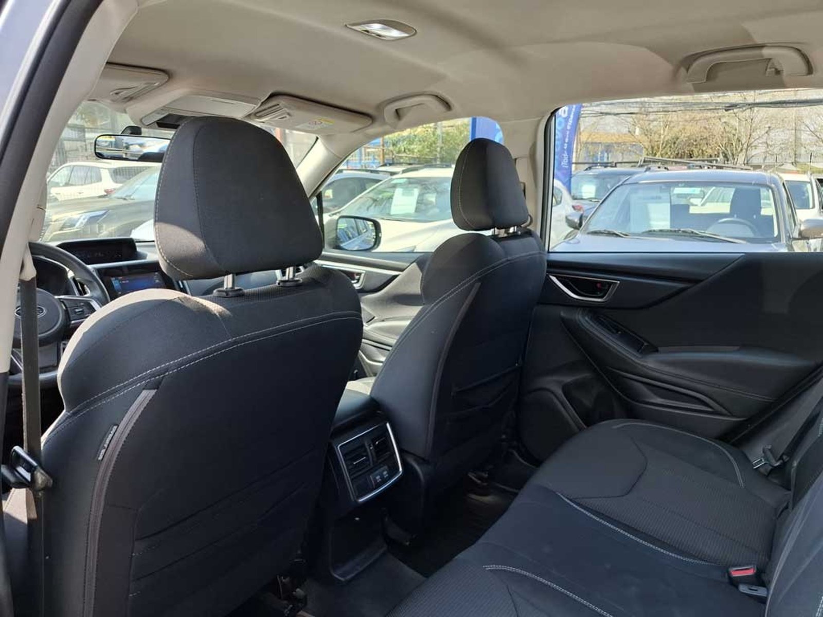 Subaru FORESTER 2.0 X AT 4X4 2023 - Imagen 17 de 20
