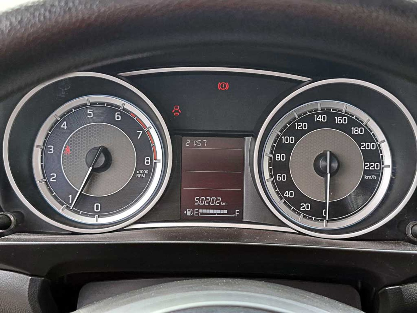 Suzuki DZIRE 1.2 GL MT 2024 - Imagen 11 de 19