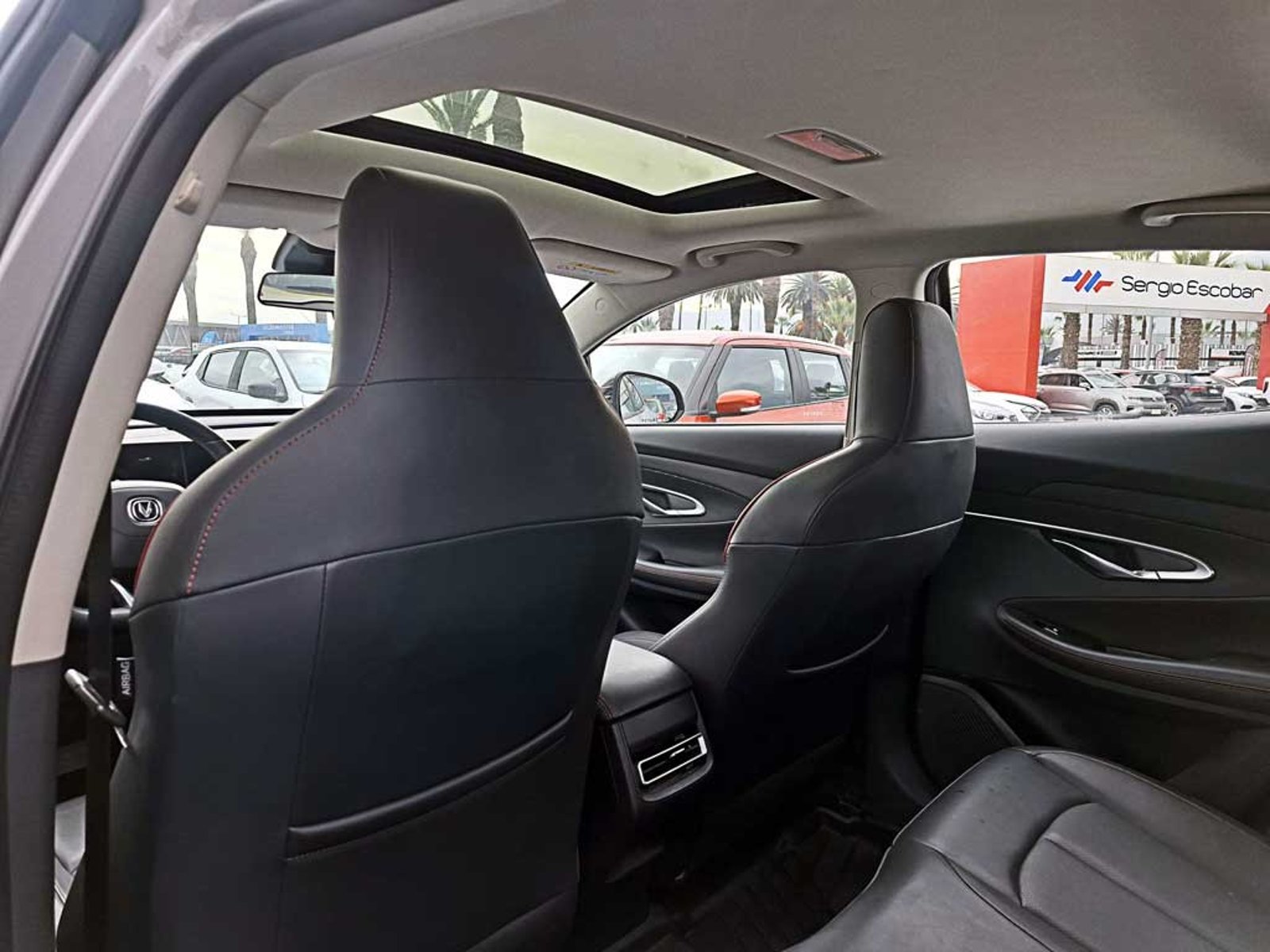 Changan UNI-T 1.5 LUXURY AT 2024 - Imagen 13 de 20