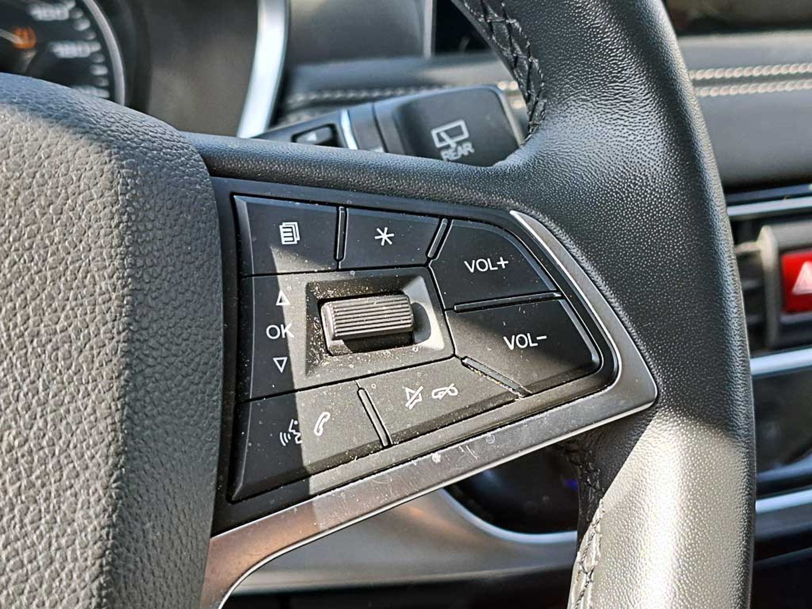 JAC JS8 1.5 LUXURY SE DCT AT 2024 - Imagen 18 de 20