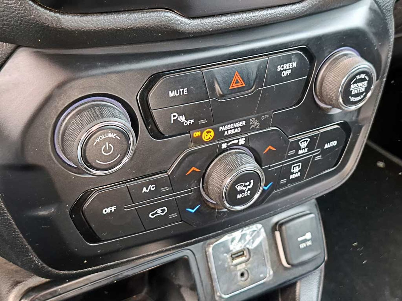 JEEP RENEGADE (IN) 1.8 SPORT LX MT 2022 - Imagen 20 de 20