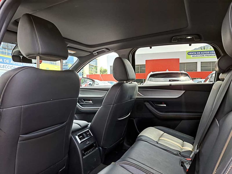 Mazda CX-90 3.3 SIGNATURE AT 4X4 HIBRIDO 2025 - Imagen 15 de 20