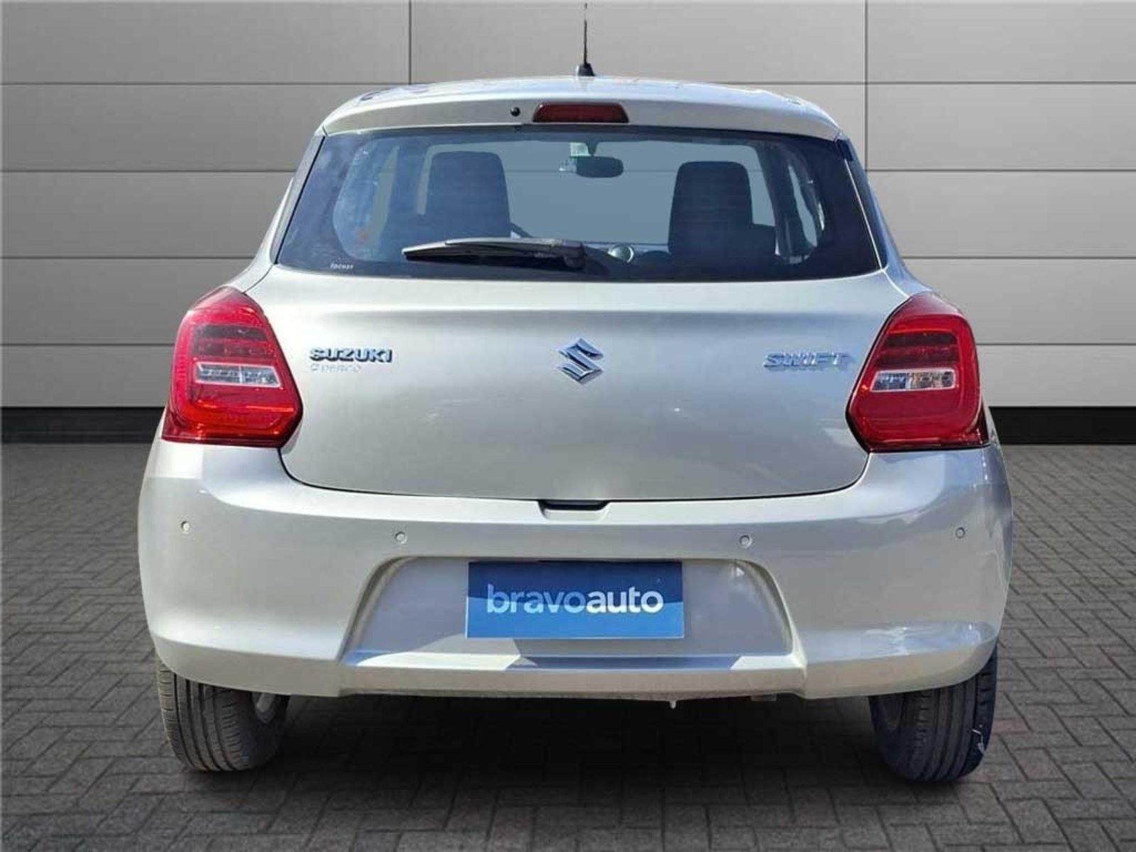 Suzuki SWIFT 1.2 GL MT 2024 - Foto 3 de 20