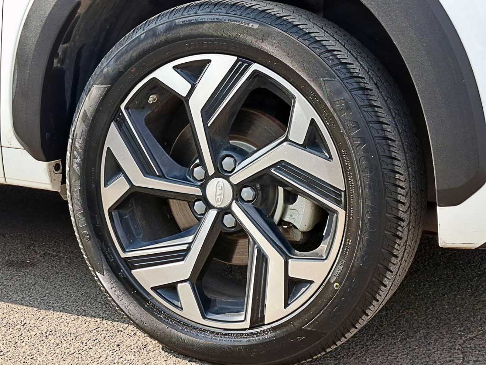 JAC JS8 (IN) 1.5 LUXURY SE DCT AT 2024 - Imagen 8 de 20