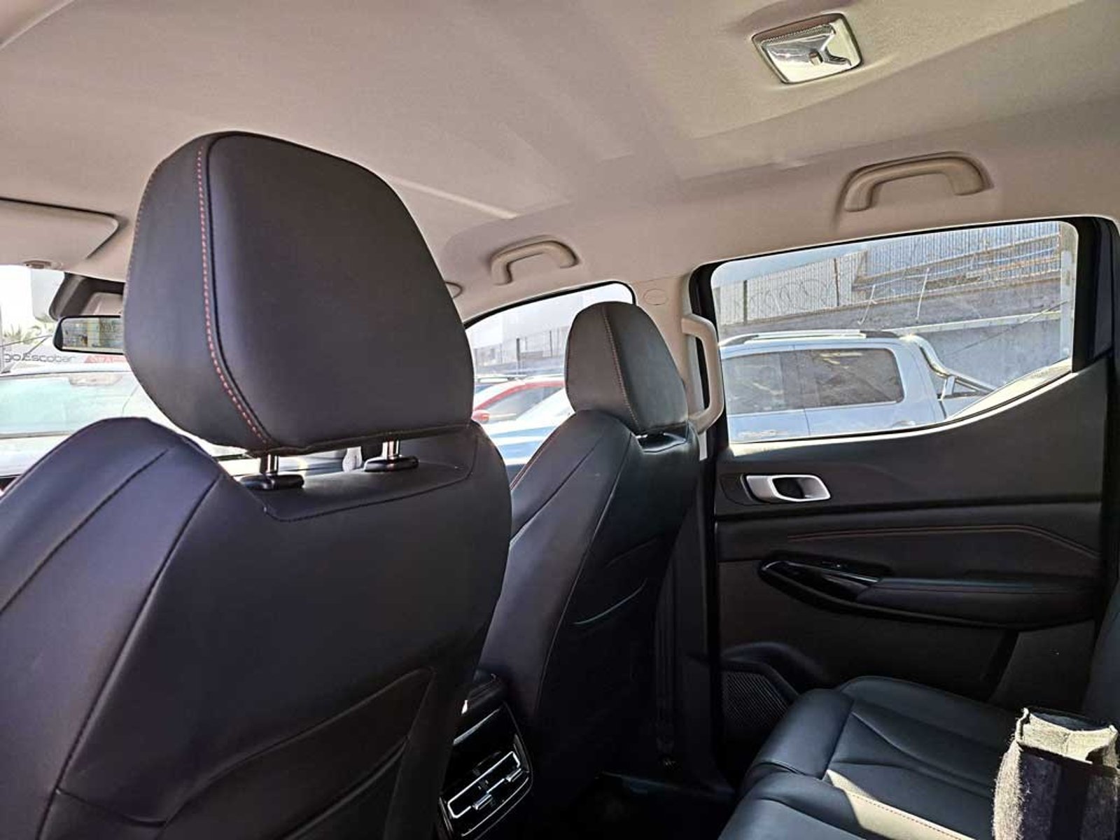 Changan HUNTER 2.0 REEV ELITE AT 4X4 2026 - Imagen 15 de 20