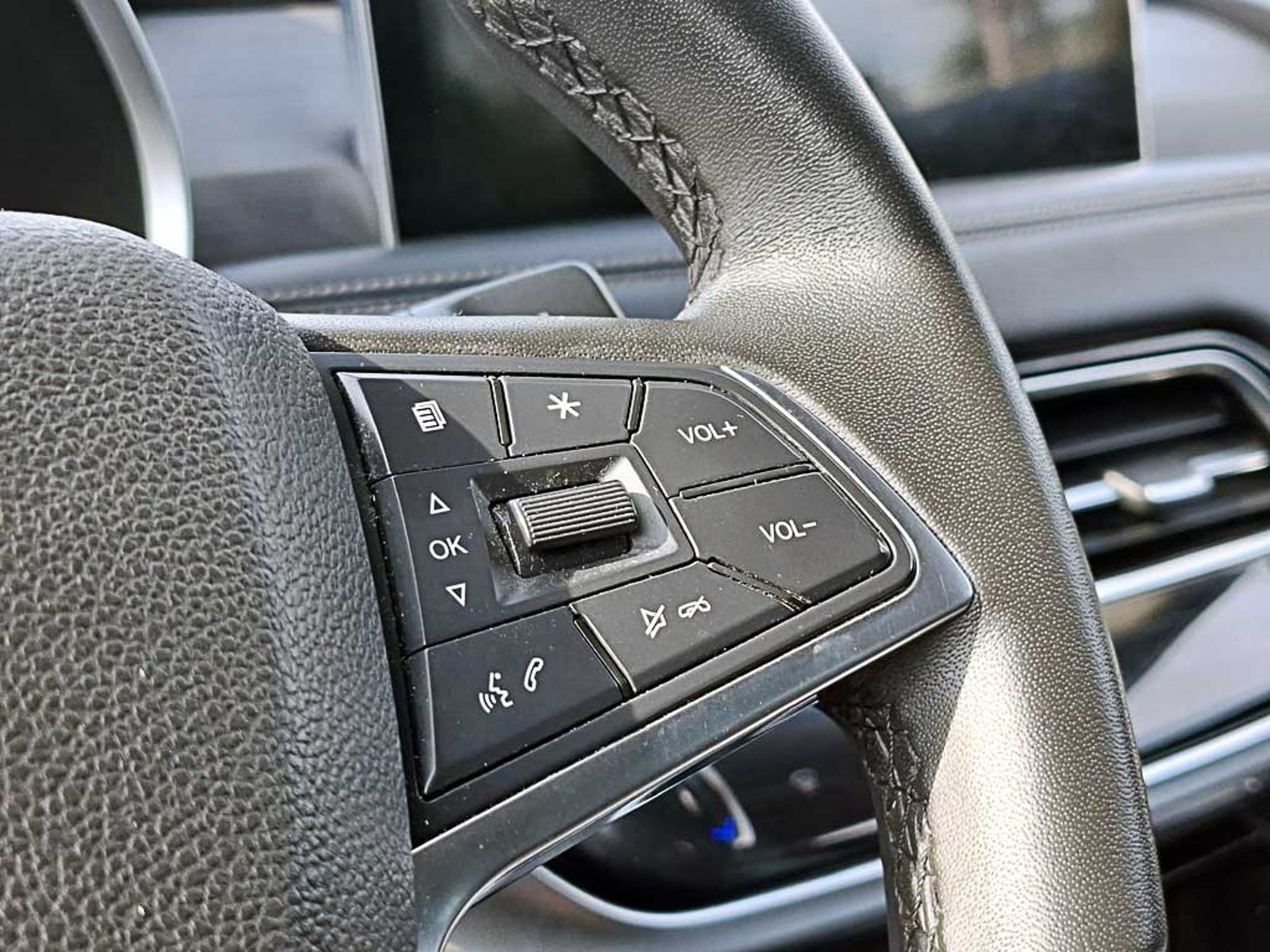 JAC JS8 (IN) 1.5 LUXURY SE DCT AT 2024 - Imagen 18 de 20