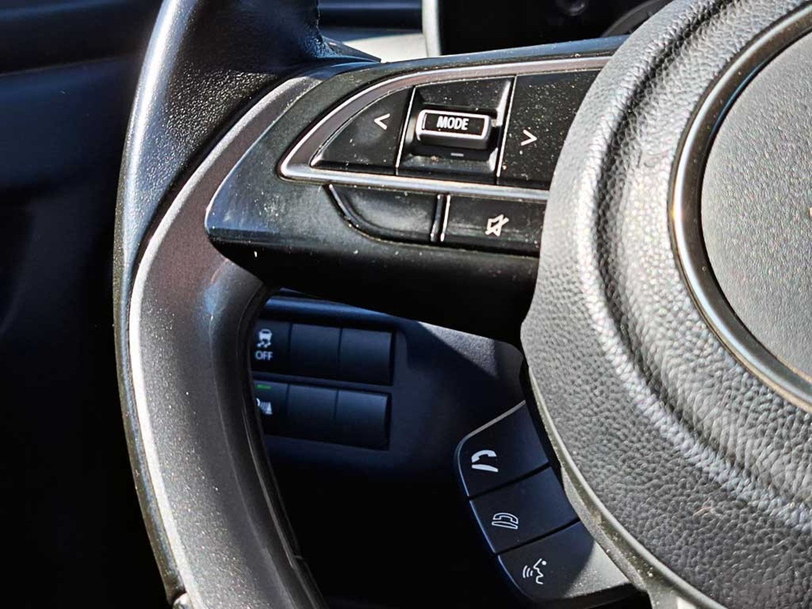 SUZUKI BALENO (IN) 1.5 GLS MT 2024 - Imagen 17 de 20