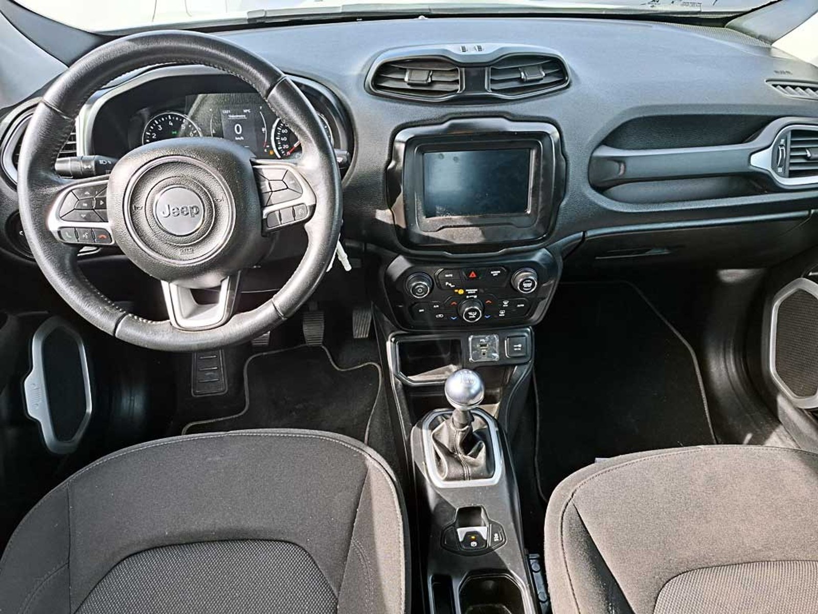 JEEP RENEGADE (IN) 1.8 SPORT LX MT 2022 - Imagen 14 de 20