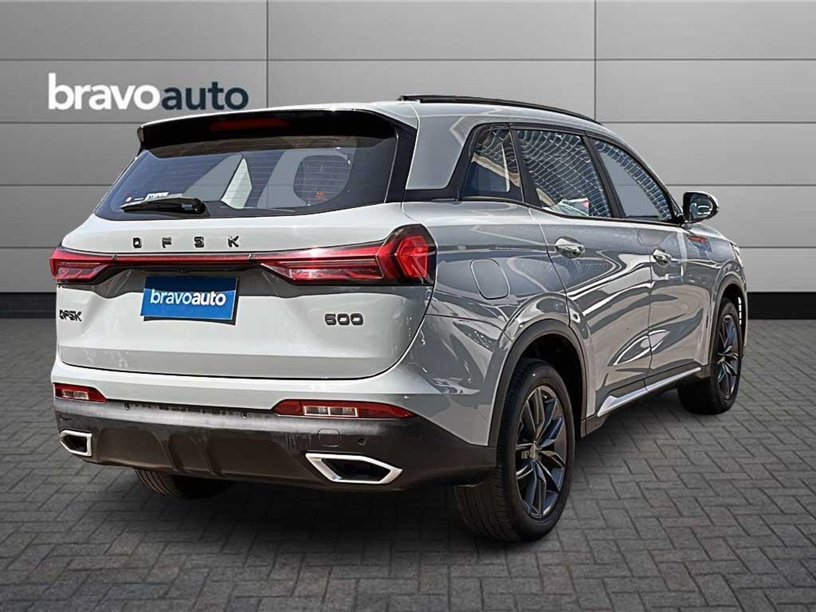 DFSK SUV 600 (IN) 1.5 T COMFORT AT 2024 - Foto 4 de 20