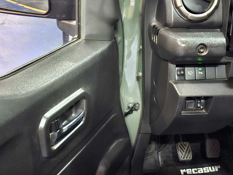 Suzuki JIMNY 1.5 GLX MT 4X4 2024 - Imagen 13 de 20