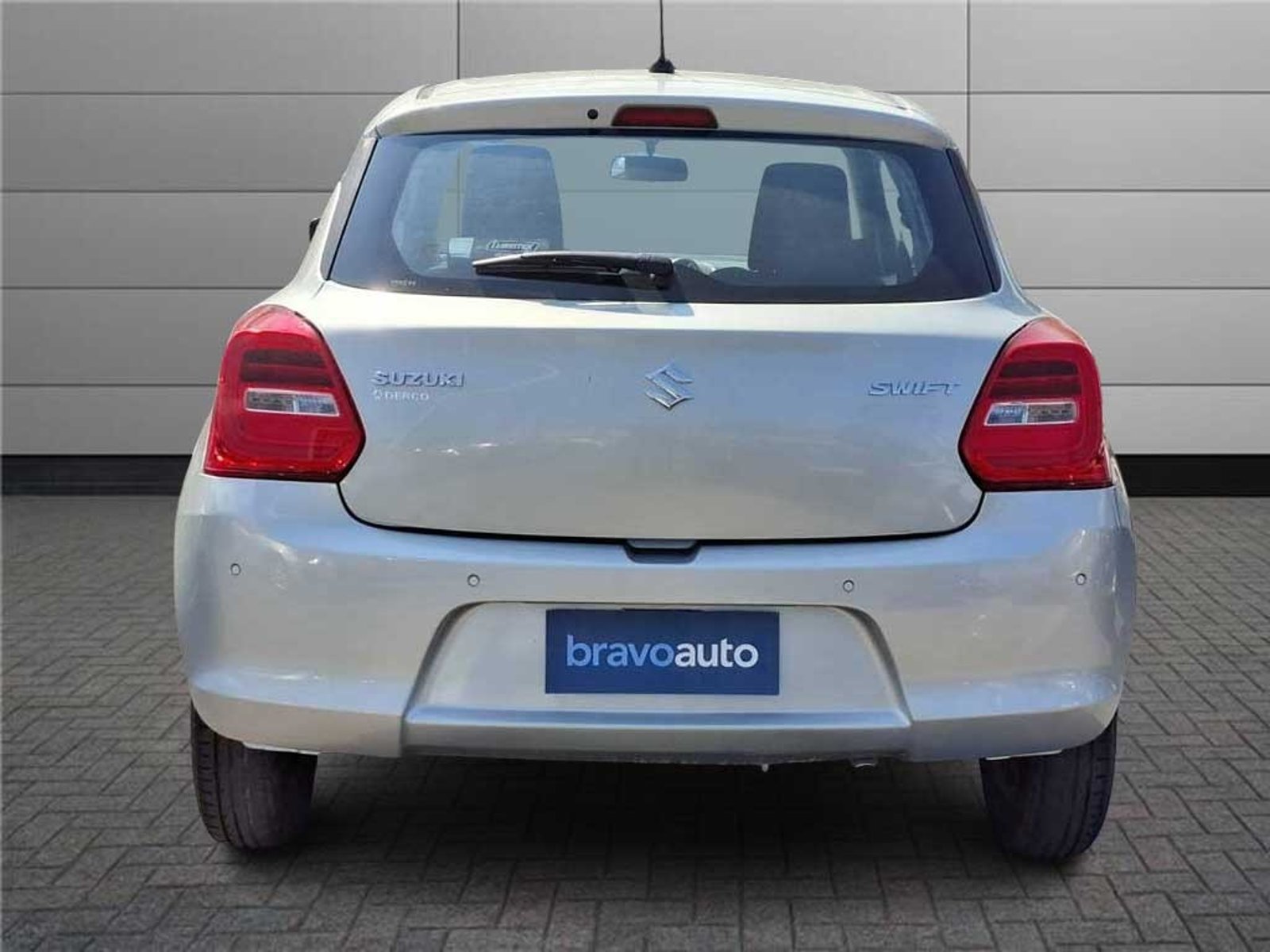 Suzuki SWIFT 1.2 GL MT 2024 - Foto 3 de 20