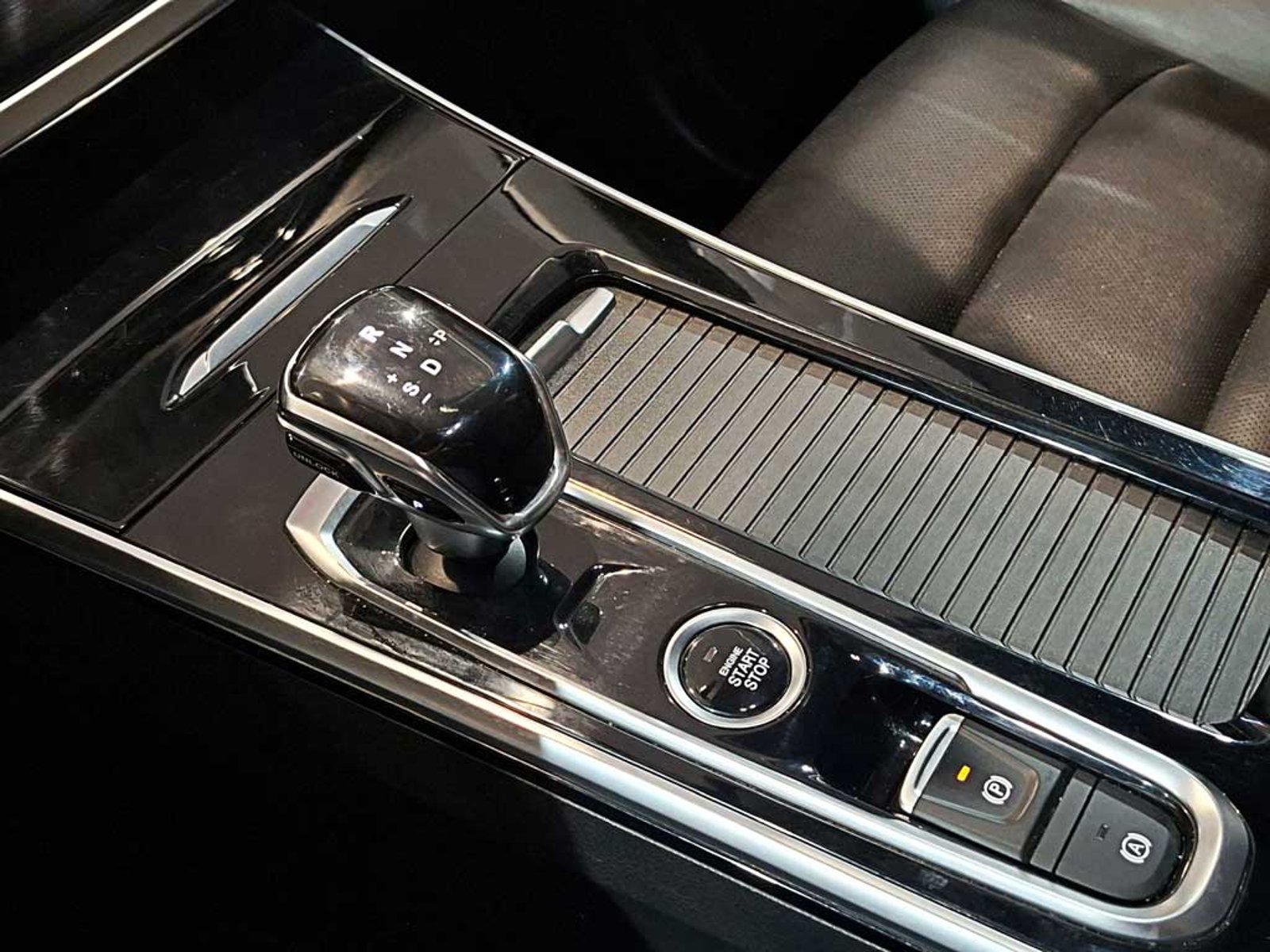 JAC JS8 1.5 LUXURY SE 6 MT 2024 - Imagen 18 de 19