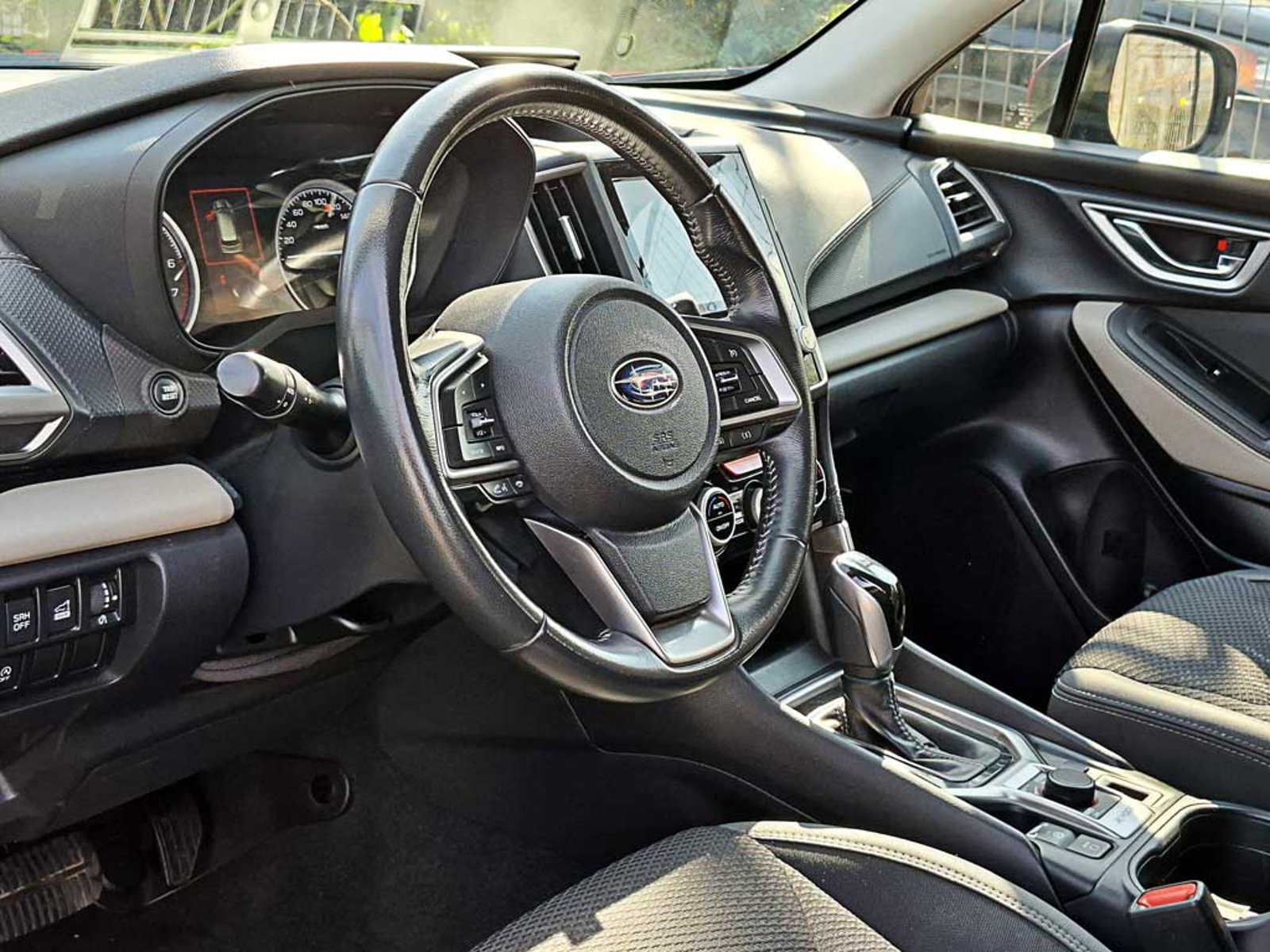 Subaru FORESTER 2.0i AWD CVT XS 2024 - Imagen 14 de 20