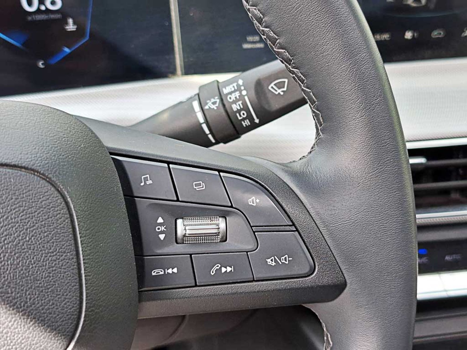 Changan UNI-T 1.5 LUXURY AT 2024 - Imagen 18 de 20
