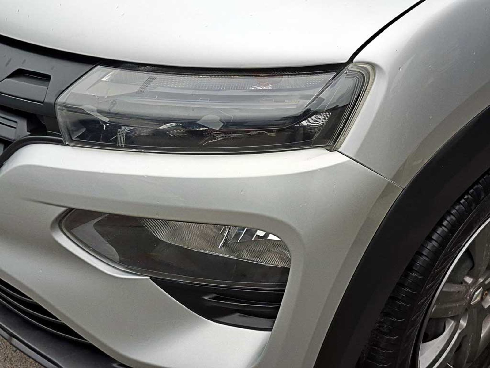 Renault KWID 1.0 HB ZEN MT 2024 - Imagen 7 de 18