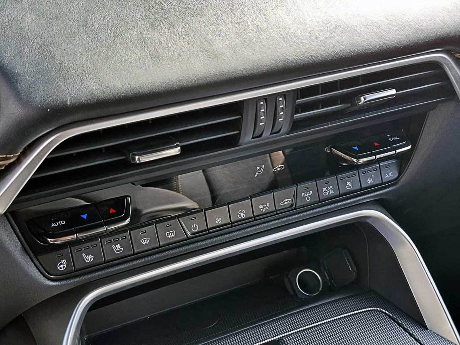 MAZDA CX-90 (IN) 3.3 SIGNATURE AT 4X4 HIBRIDO 2026 - Imagen 19 de 20