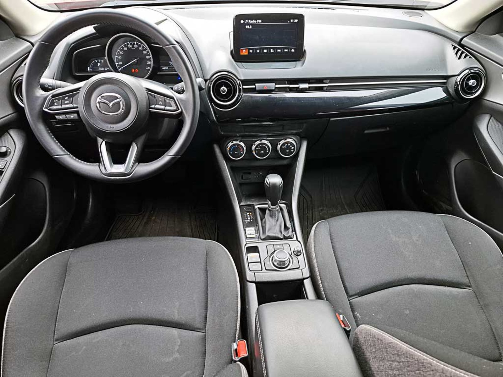 Mazda CX-3 2.0 CORE AT 2024 - Imagen 12 de 20