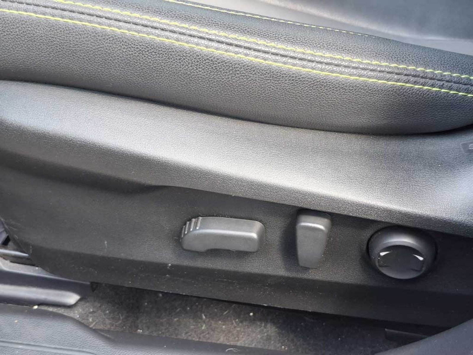 Subaru OUTBACK 2.4 T FIELD EDITION AT 4X4 2025 - Imagen 19 de 20