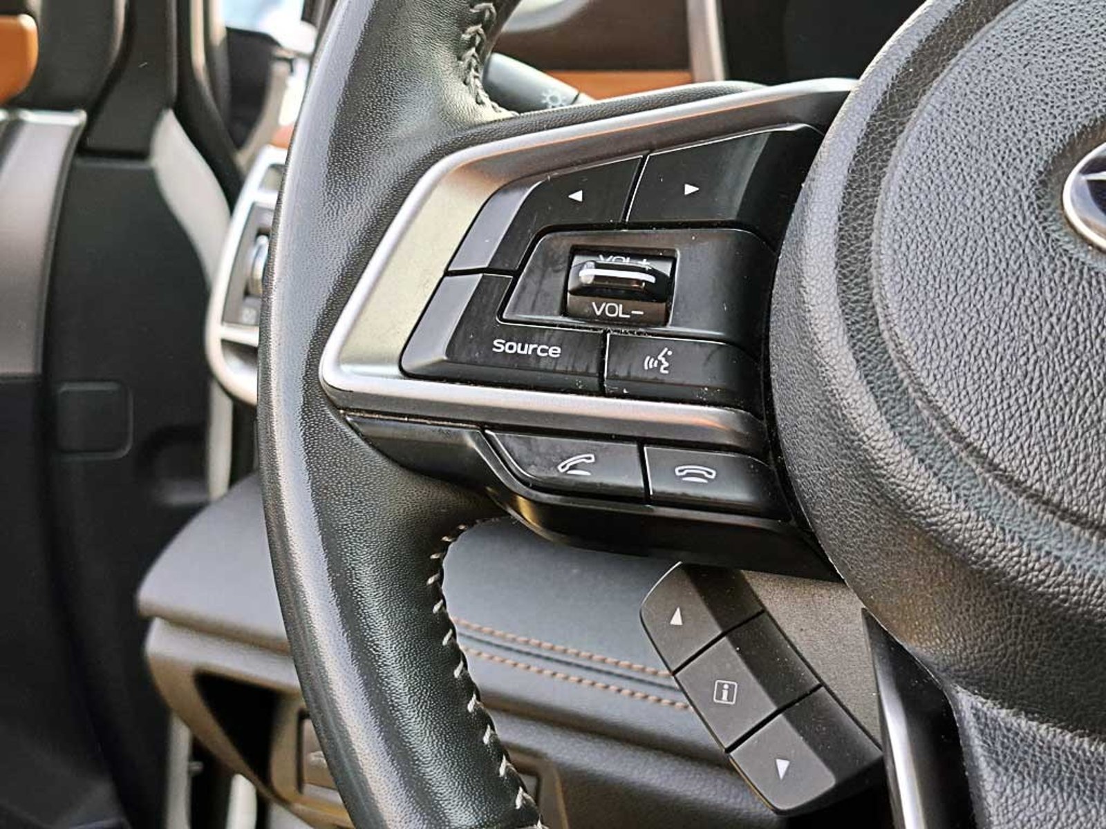 SUBARU OUTBACK (IN) 2.5 AWD TOURING AT 4X4 2021 - Imagen 18 de 20