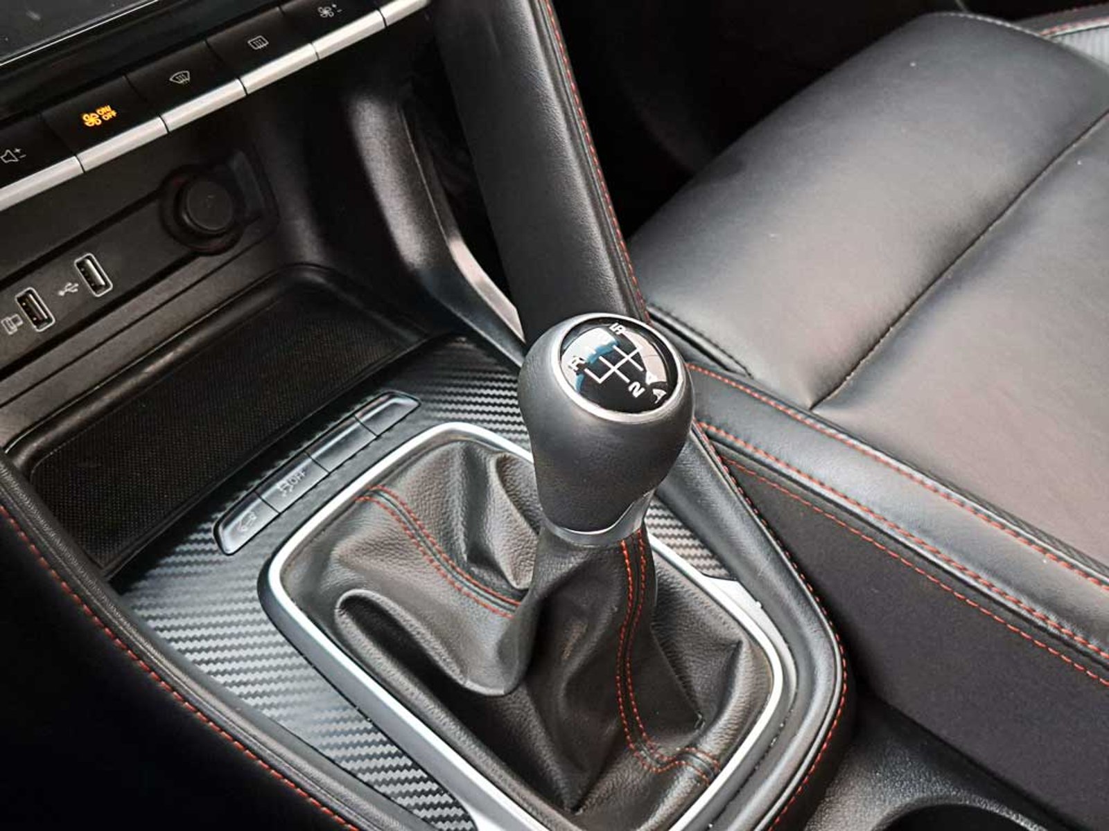 MG ZX 1.5 DLX MT 2021 - Imagen 20 de 20