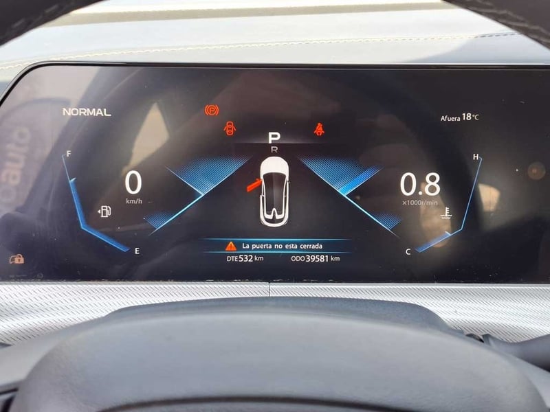 Changan UNI-T 1.5 LUXURY AT 2024 - Imagen 17 de 20