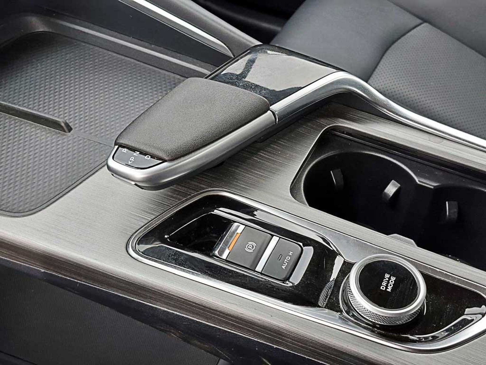 Changan UNI-T 1.5 LUXURY AT 2024 - Imagen 19 de 20