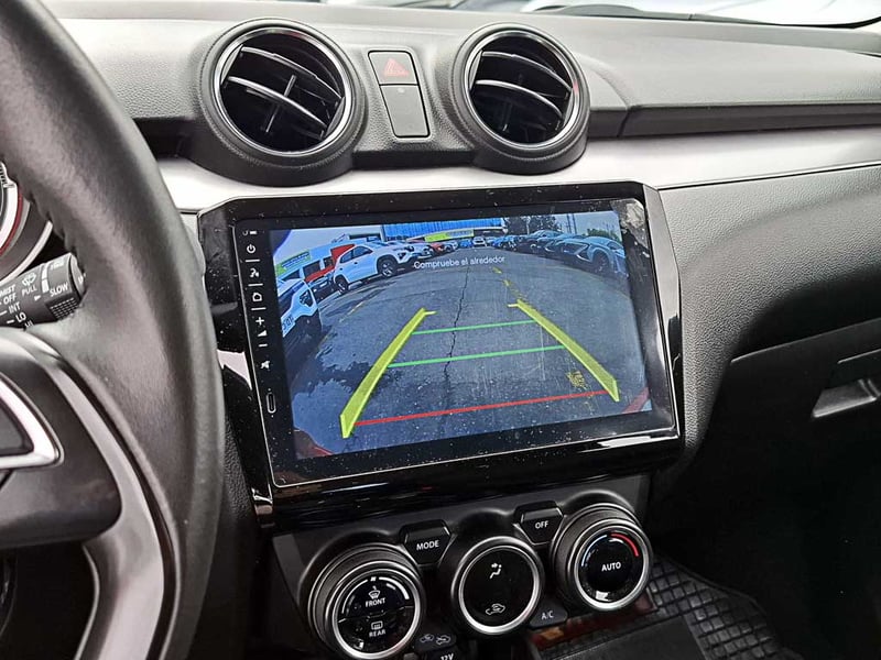 Suzuki SWIFT GLX HB 1.2 AT 2024 - Imagen 18 de 19