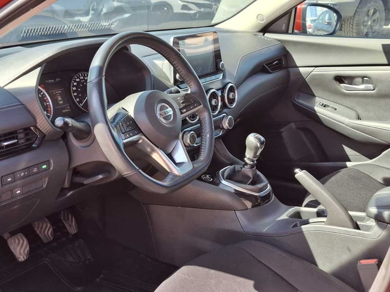 Nissan SENTRA 2.0 ADVANCE MT 2022 - Imagen 13 de 20