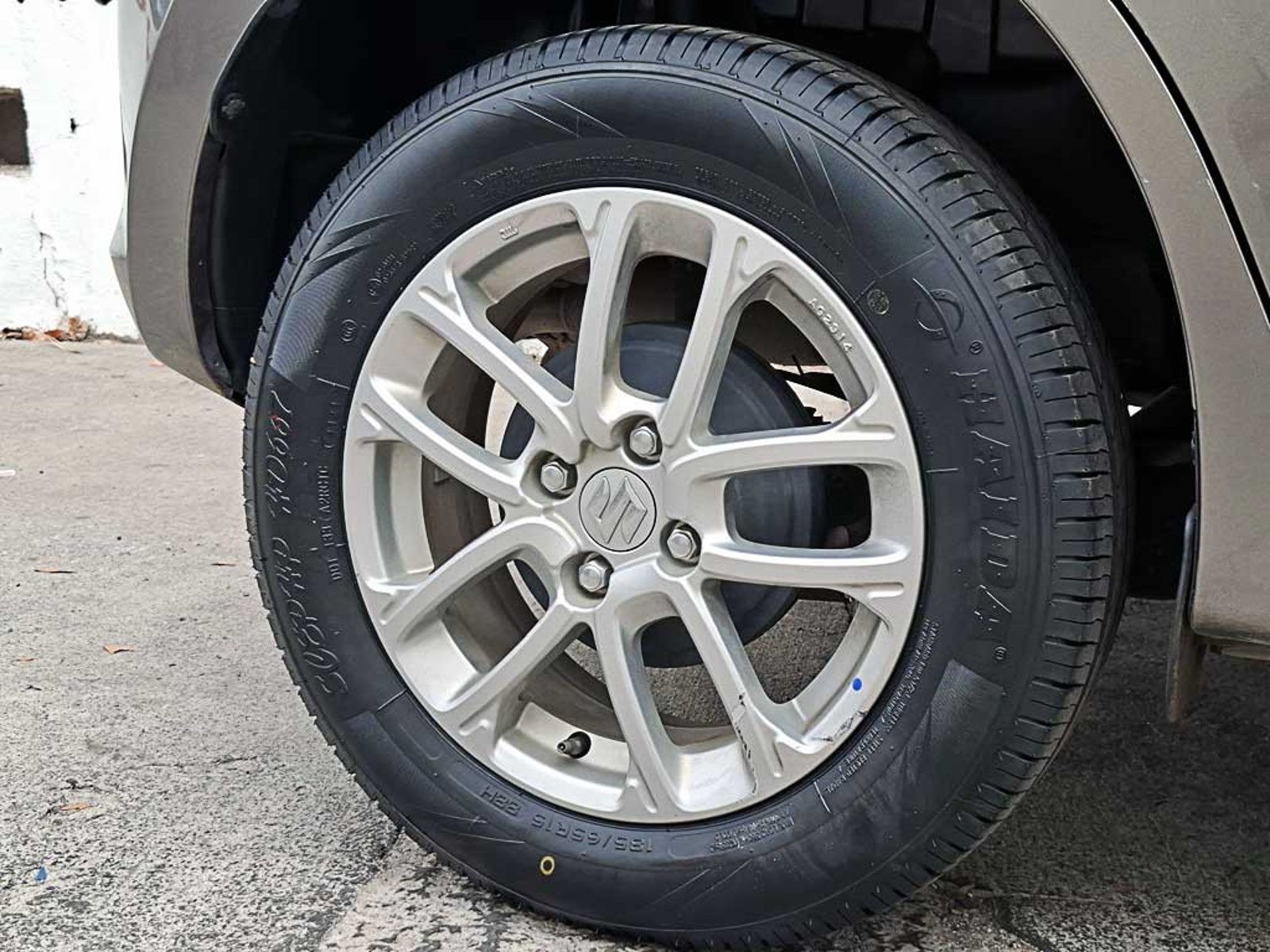 SUZUKI SWIFT (IN) 1.2 SPORT GL MT 2024 - Imagen 8 de 20