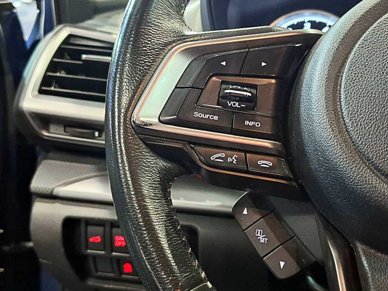 Subaru FORESTER 2.0 AWD DYNAMIC ES AT 4X4 2021 - Imagen 16 de 20