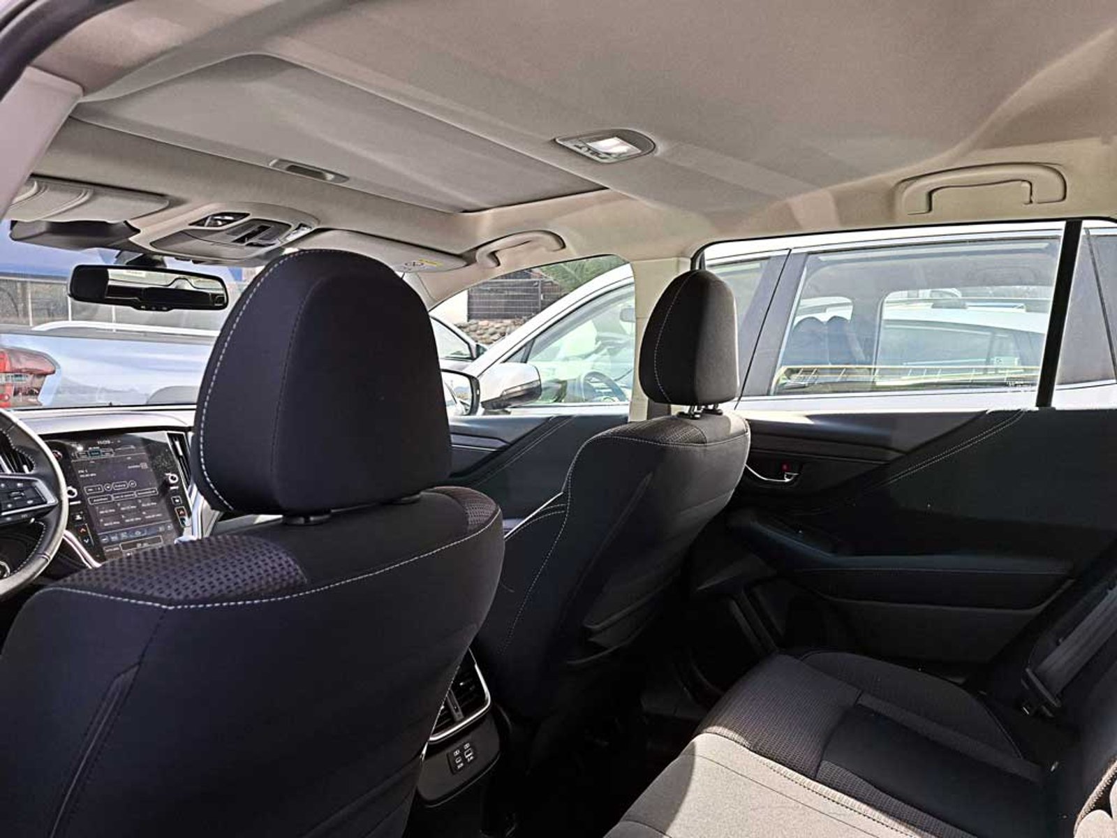 Subaru OUTBACK 2.5 DYNAMIC AT 4X4 2024 - Imagen 16 de 20
