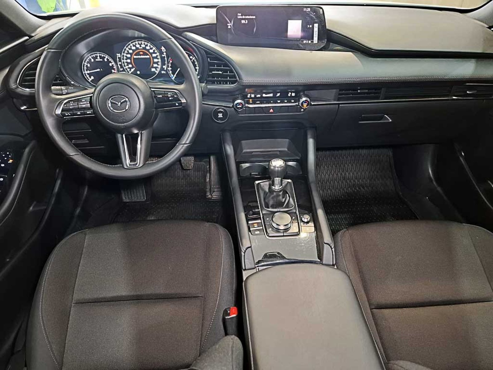 MAZDA 3 SPORT (IN) 2.0 SPORT CORE MT 2025 - Imagen 15 de 20