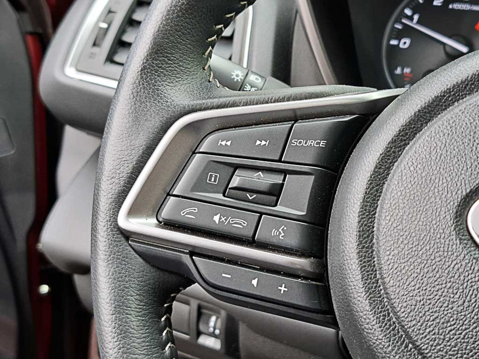SUBARU EVOLTIS (IN) 2.4 T LIMITED GARDX AT 4X4 2025 - Imagen 17 de 20