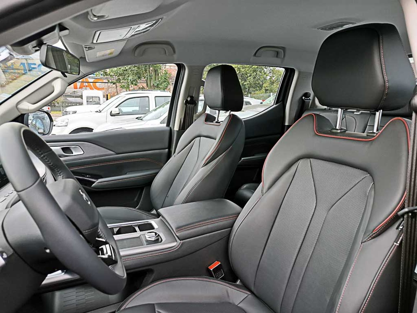 Changan HUNTER 2.0 REEV ELITE AT 4X4 2026 - Imagen 15 de 20