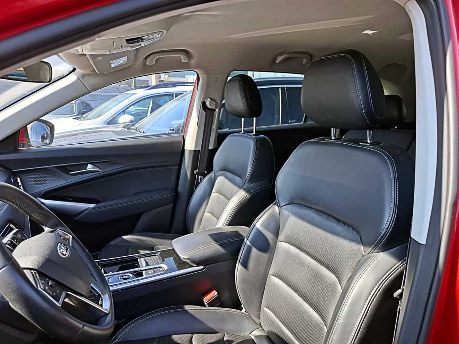 JAC JS8 1.5 LUXURY SE DCT AT 2024 - Imagen 12 de 18