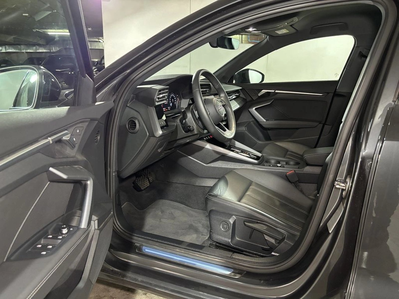 Audi A3 Sedan PI 35 TFSI 2025 - Imagen 9 de 17