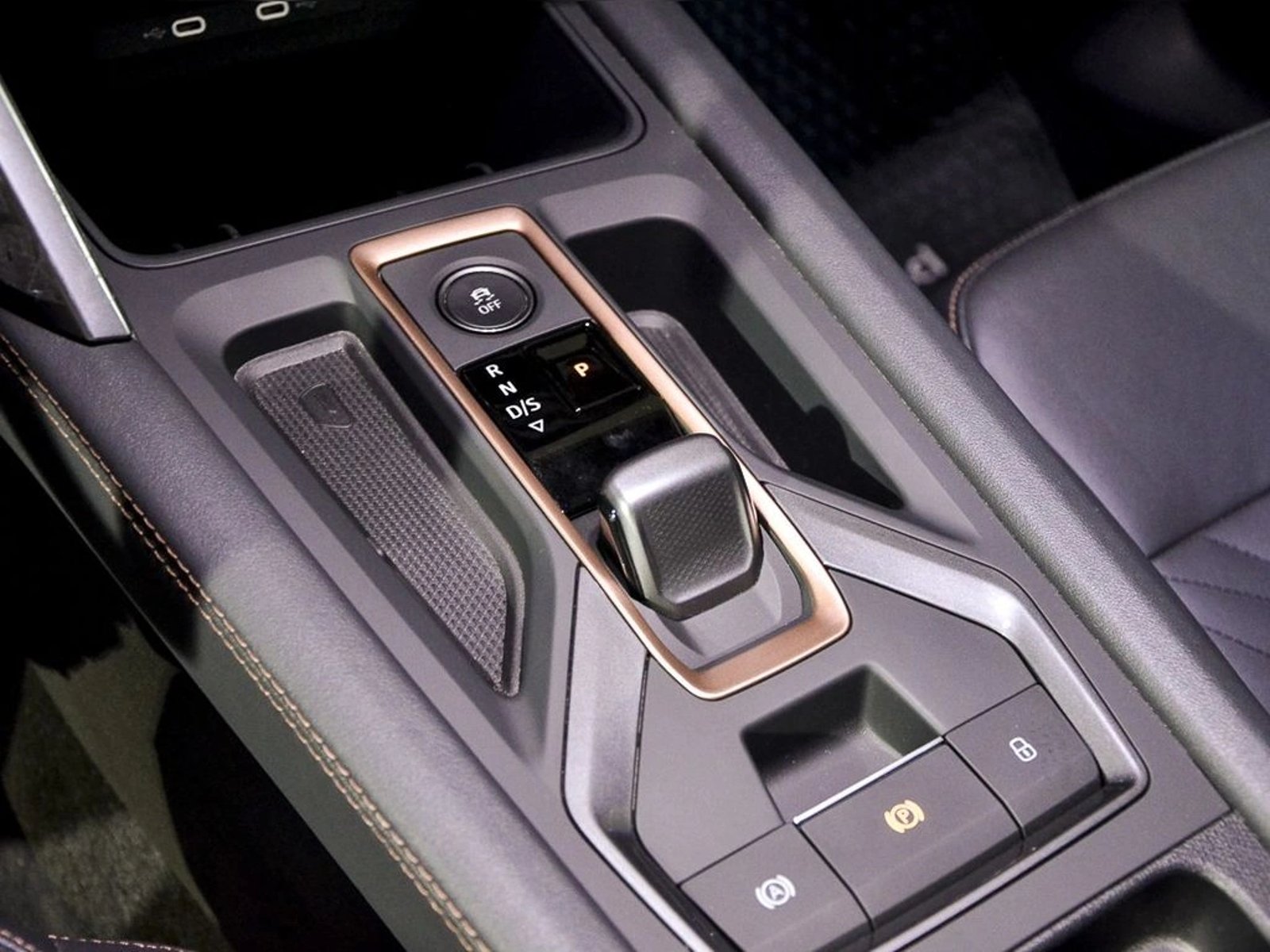 CUPRA FORMENTOR VZ 2.0 TSI AT 4Drive 2026 - Imagen 9 de 13