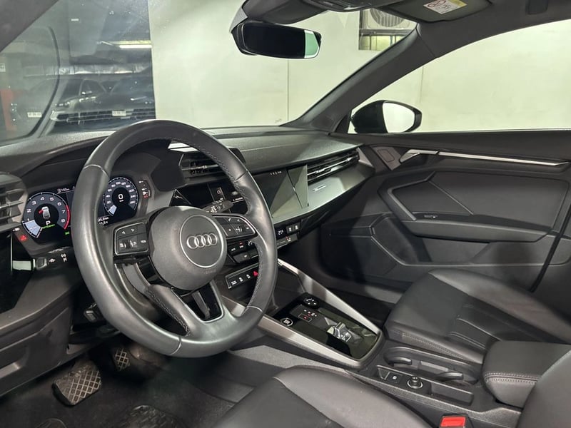 Audi A3 SPORTBACK 35 TFSI 1.4 AUT 2024 - Imagen 11 de 18