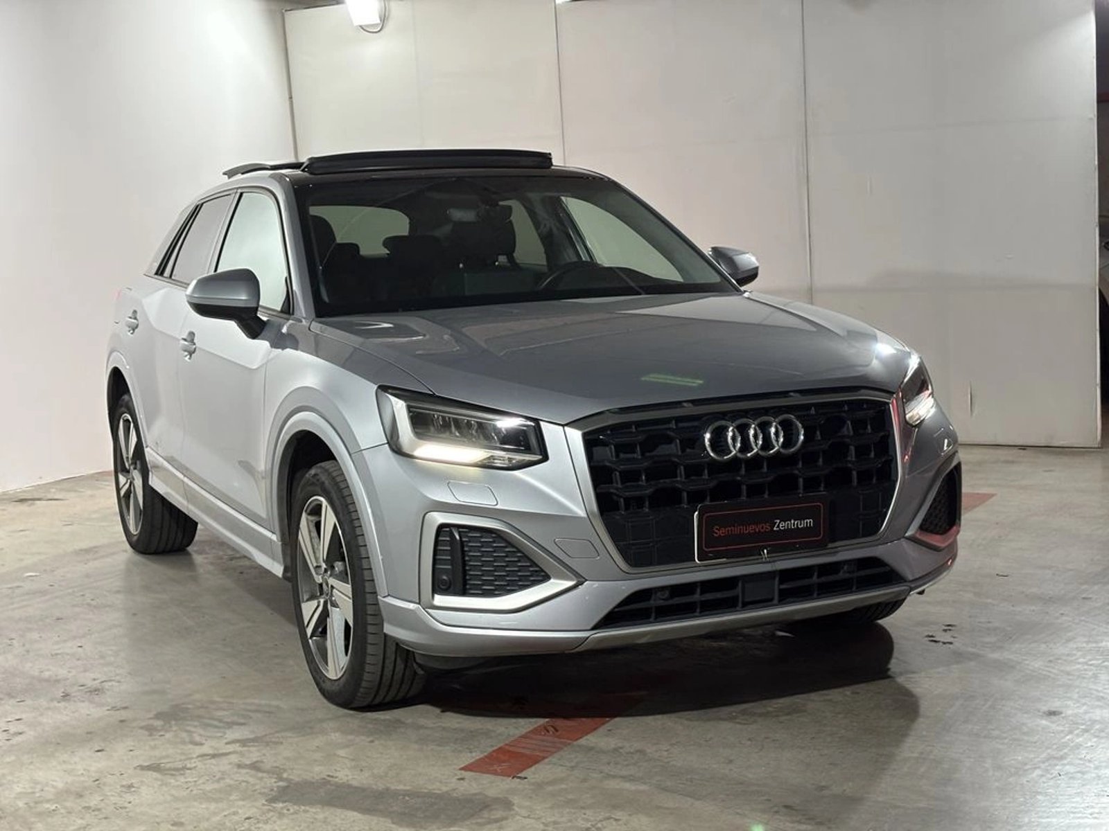 Audi Q2 PI 35 TFSI Sport 2021 - Foto 3 de 18