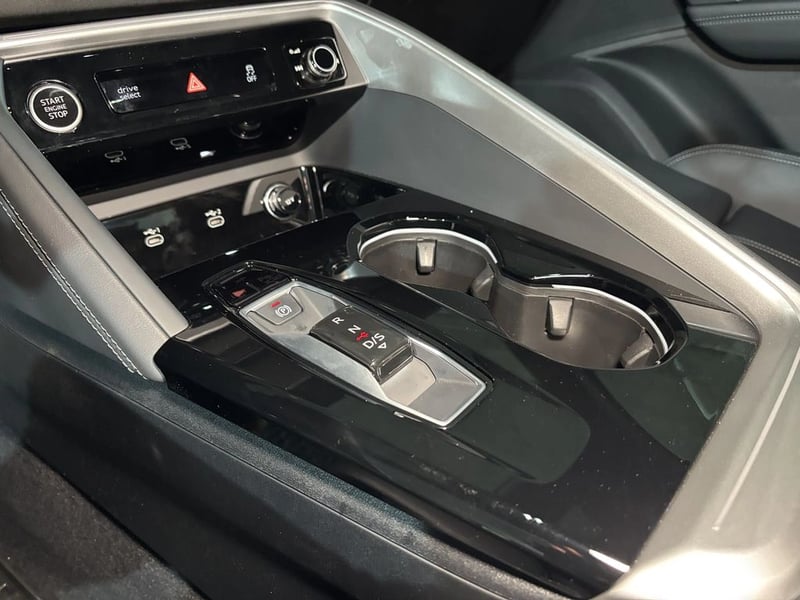 Audi Q5 NEW  SPORTBACK  SLINE TFSI 4X4 2.0 AUT 2026 - Imagen 16 de 20