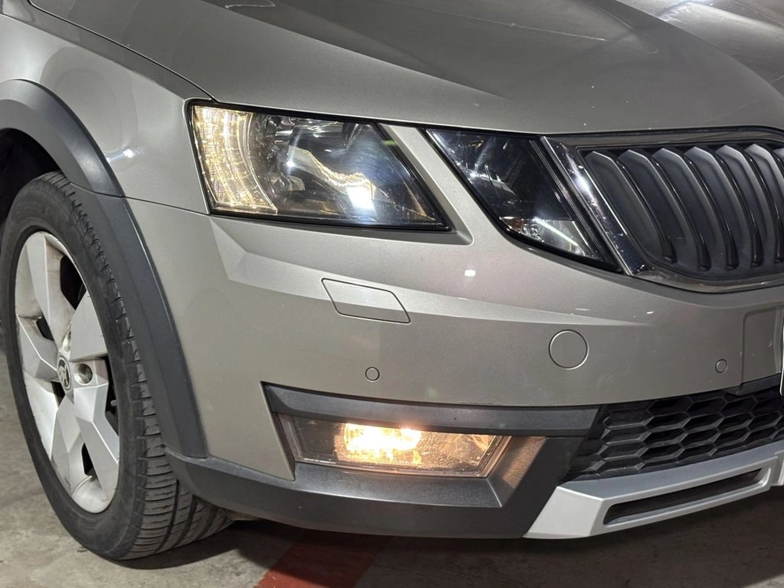 Skoda OCTAVIA SCOUT TSI 1.8 AT 2018 - Imagen 4 de 17