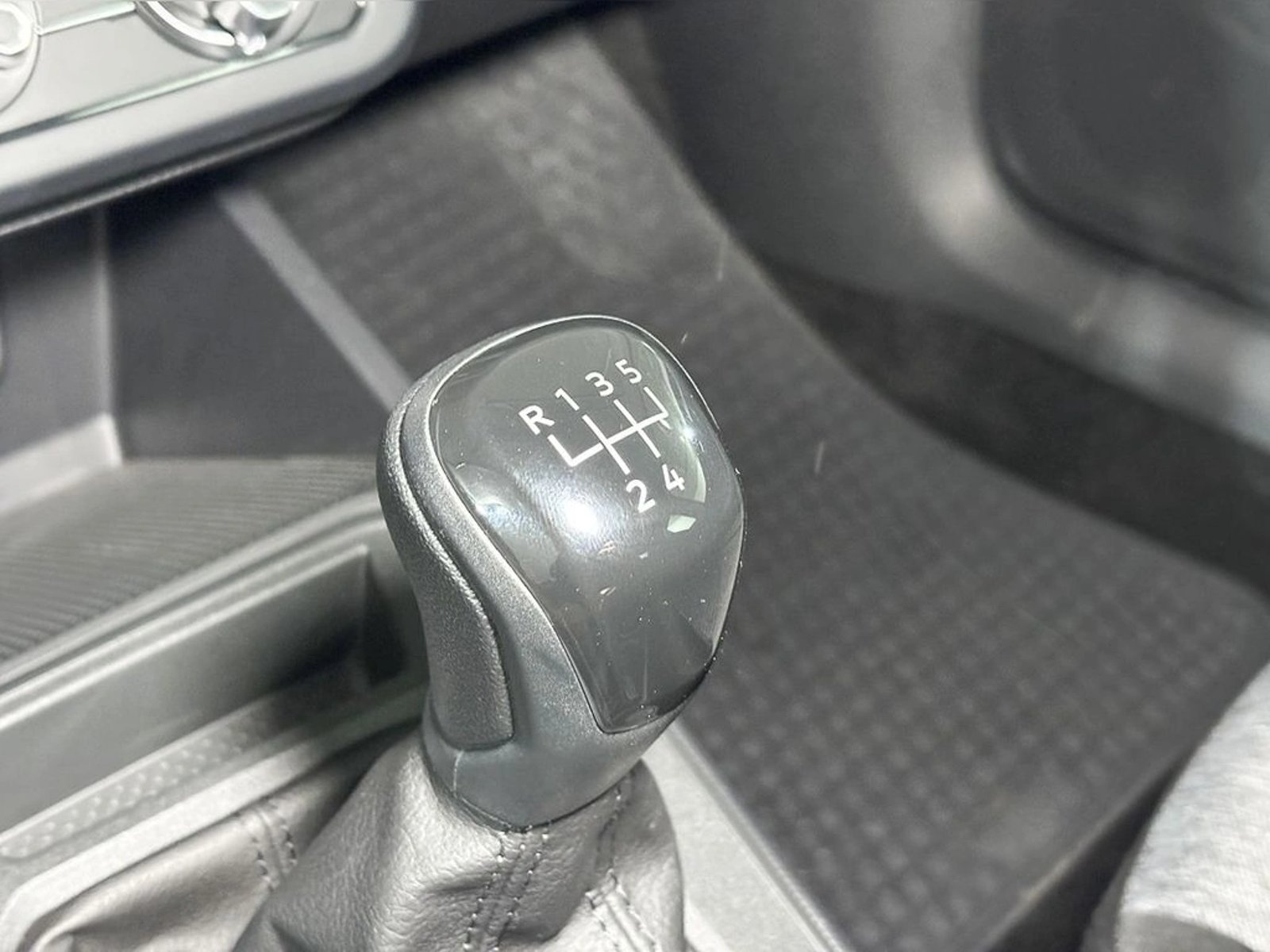 VOLKSWAGEN TERA 1.6 MT Comfort 2026 - Imagen 10 de 15