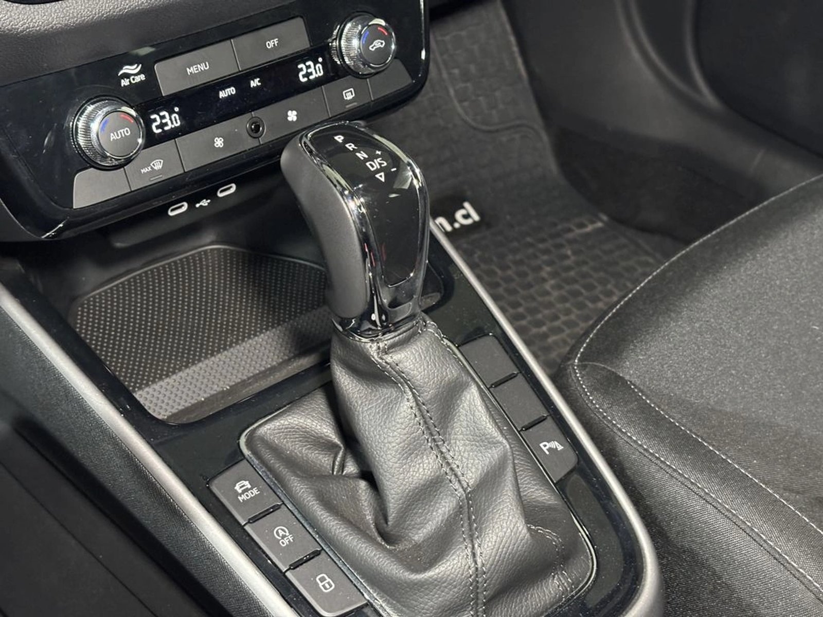 Skoda FABIA 1.0 TSI AT - Design 2026 - Imagen 11 de 16