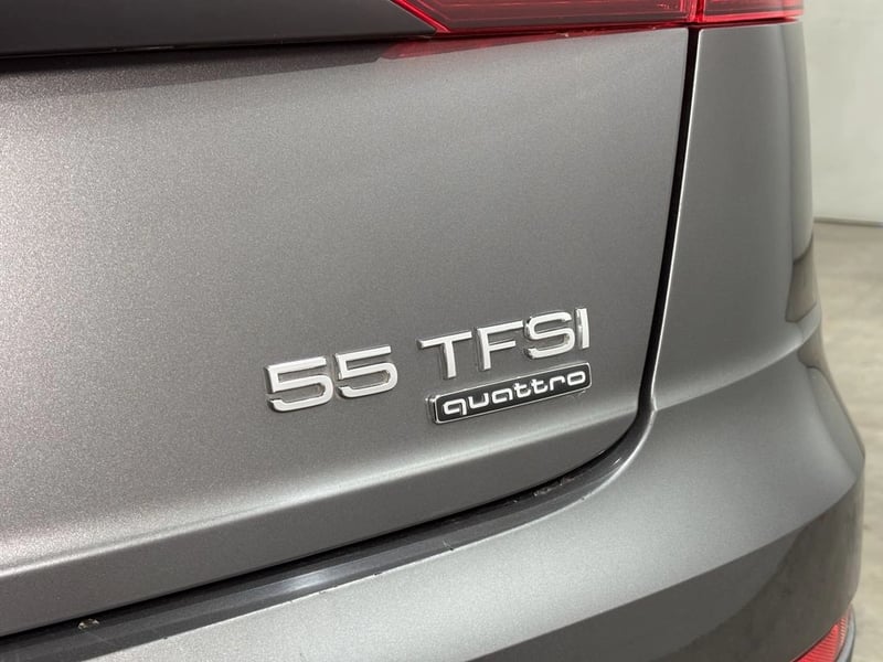 Audi Q8 55 TFSI 4X4 3.0 AUT 2021 - Imagen 11 de 20