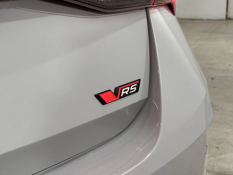 Skoda OCTAVIA 2.0 TFSI - VRS 2027 - Imagen 9 de 20