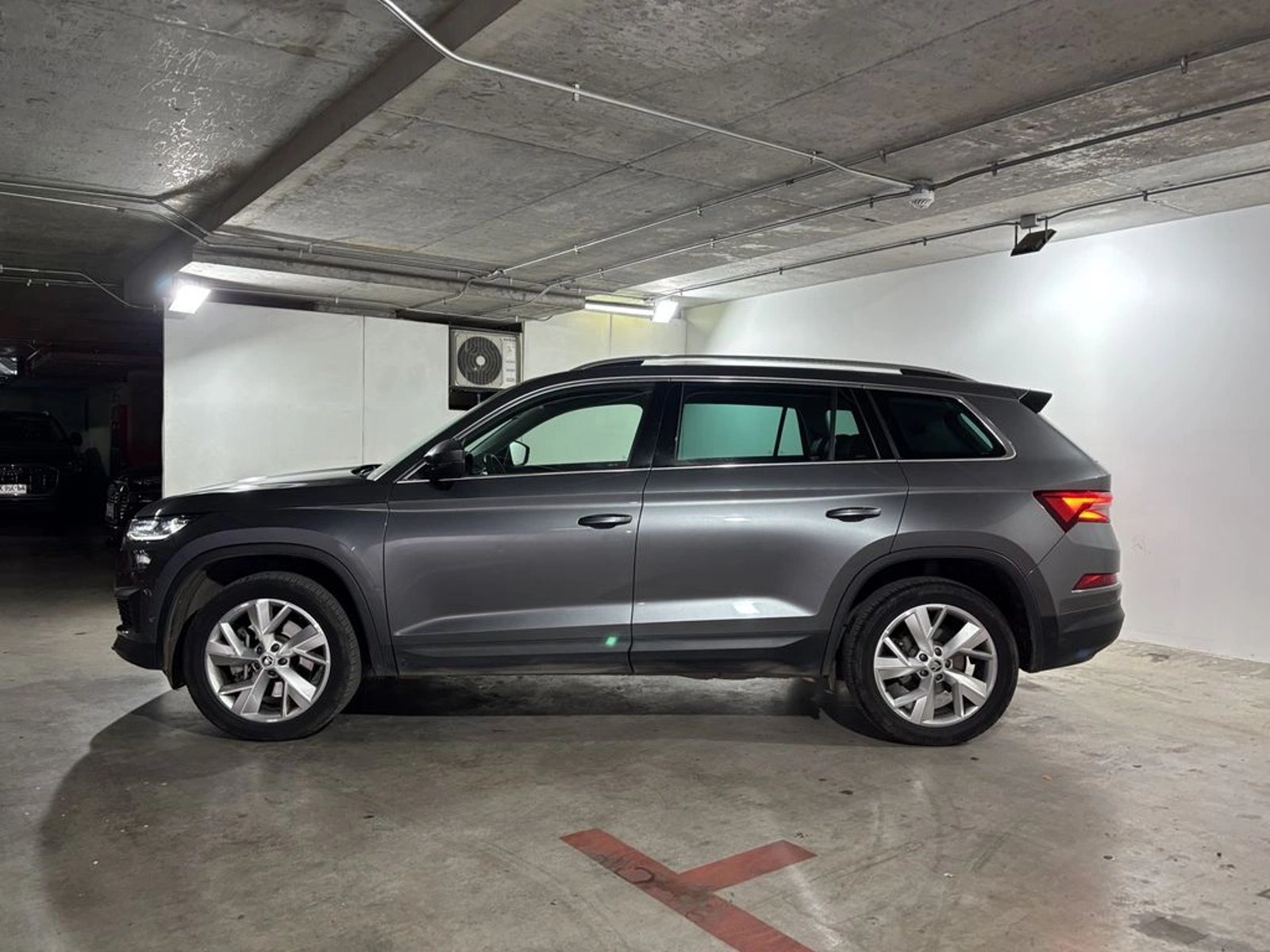 SKODA KODIAQ 2.0 TSI STYLE AT 4X4 2023 - Imagen 8 de 20