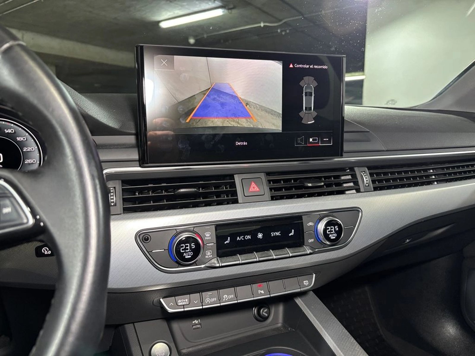 Audi A4 35 TFSI Sport 2023 - Imagen 15 de 20