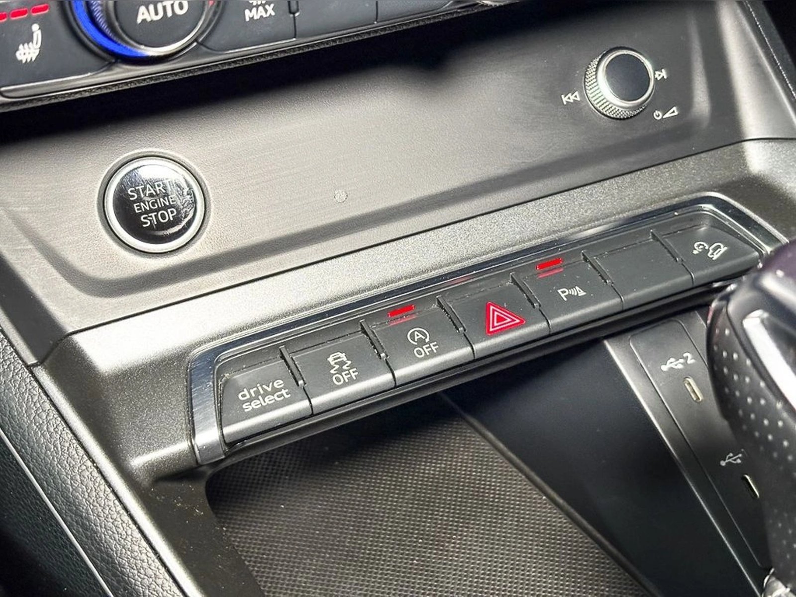 AUDI Q3 40 TFSI 4X4 2.0 AUT 2022 - Imagen 12 de 16